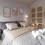Apartment Costa Deluxe By Briskva *